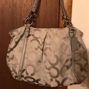 Coach handbag. Gray.